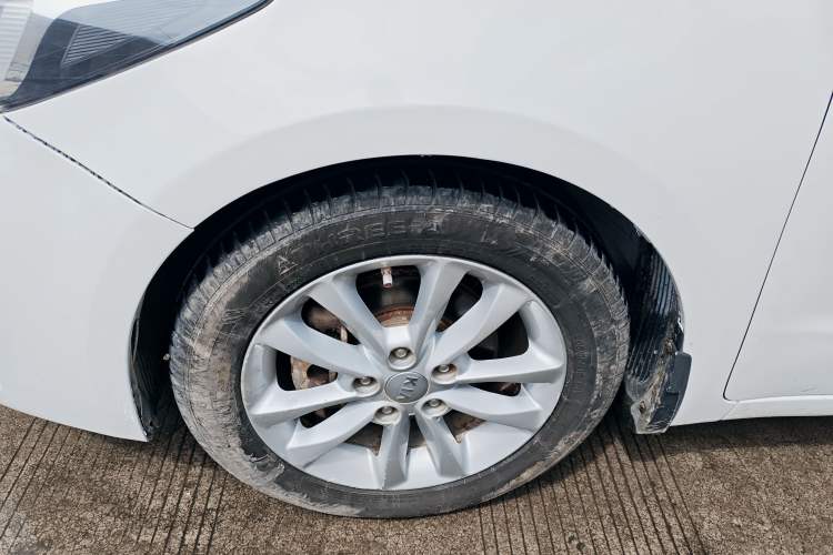 Used Kia K3 2016 1.6L Automatic GLS
