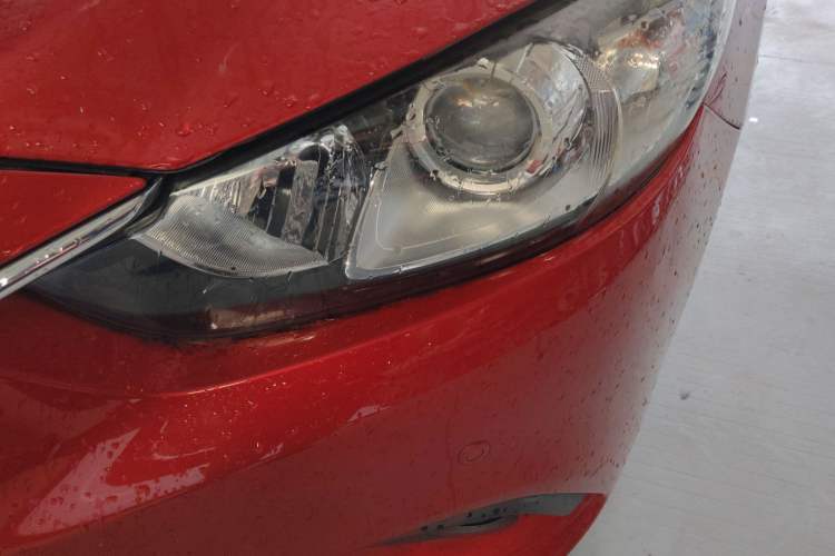 Used Mazda Atenza 2015 2.0L Blue Sky Luxury Edition
