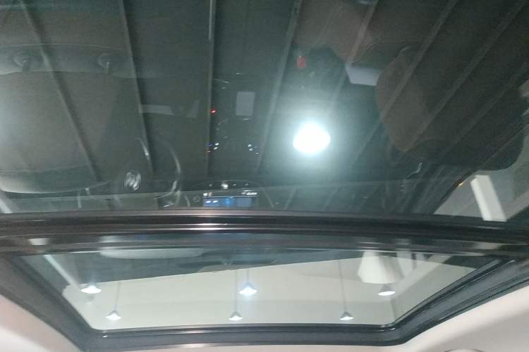 Used Buick Envision 2020 20T Two-Wheel Drive Luxury Model
