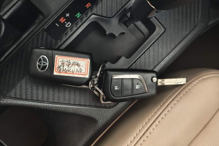 Used Toyota RAV4 2015 2.0L CVT Two-Wheel Drive Urban Edition