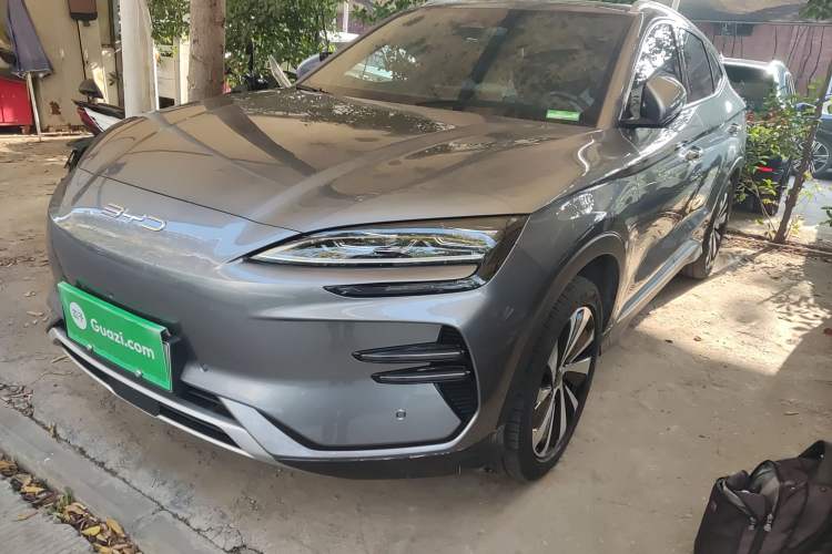 Used BYD Song PLUS New Energy 2023 Champion Edition EV 605KM Flagship PLUS