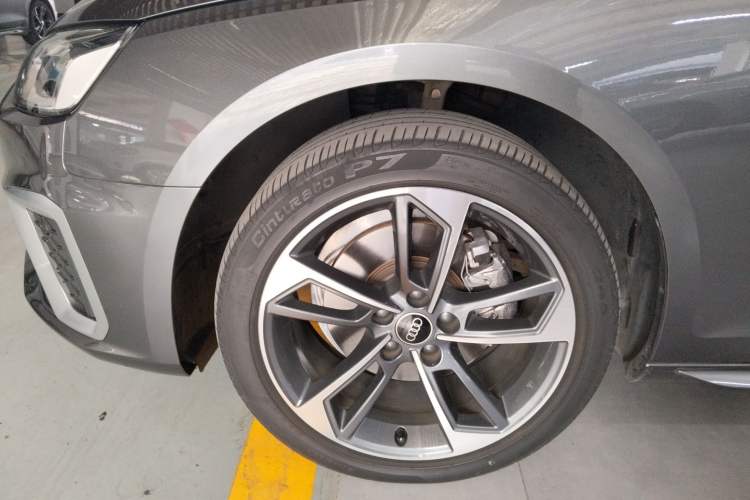 Used Audi A4L 2022 40 TFSI Fashion Dynamic Model
