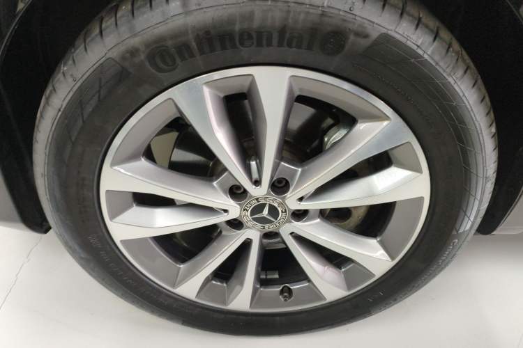 Used Mercedes-Benz V-Class 2022 V 260 Avantgarde Edition