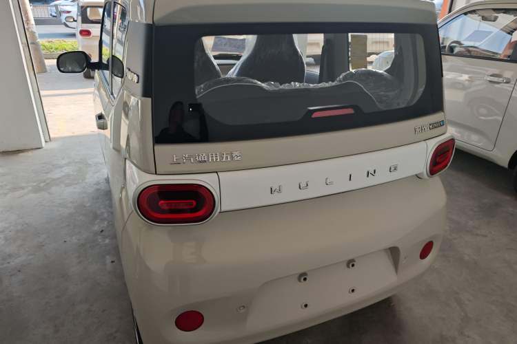 Used Wuling Hongguang MINIEV 2024 3rd Generation 215km Youth Edition
