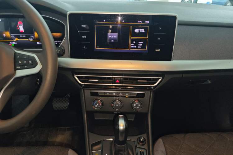 Used Volkswagen Lavida 2023 1.5L Automatic De Yi Edition
