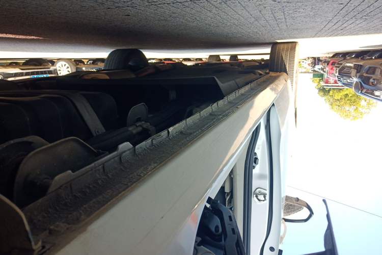 Used Buick GL8 2022 Land Cruiser Executive Class 652T Comfort Model
