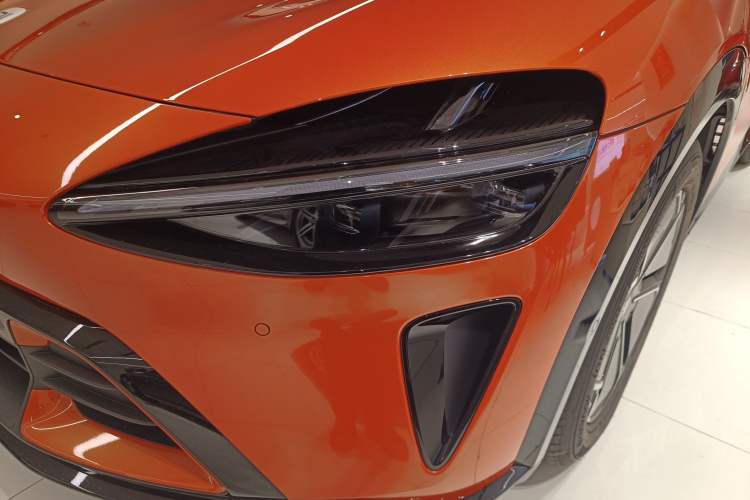 Used  YU7 2025 Ultra-Long Range All-Wheel Drive Pro Version
