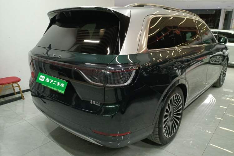 Used Hima AITO M9 2025 Extended-Range Ultra Version 52 kWh 6-Seater
