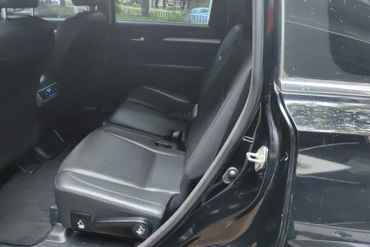 Used Toyota Highlander 2015 2.0T Four-Wheel Drive Luxury Edition 7-Seater
