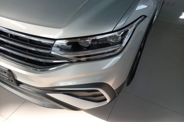 Used Volkswagen Tiguan L 2022 330TSI Automatic Two-Wheel Drive Smart Edition