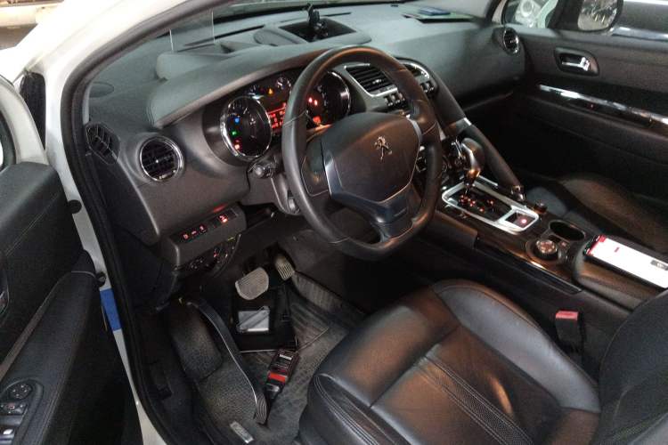 Used Peugeot 3008 2015 1.6THP Automatic Prestige Edition
