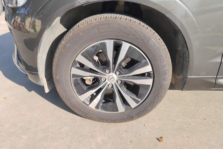 Used Volvo XC60 2022 B5 4x4 Zhiyi Luxury Edition
