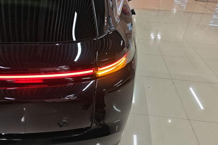 Used Li Auto L8 2023 Max model
