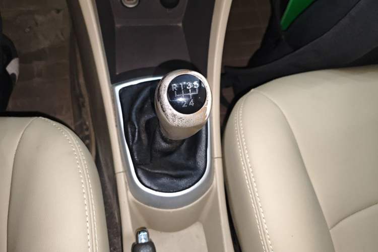 Used Hyundai Verna 2010 Sedan 1.4L Manual Comfort GS