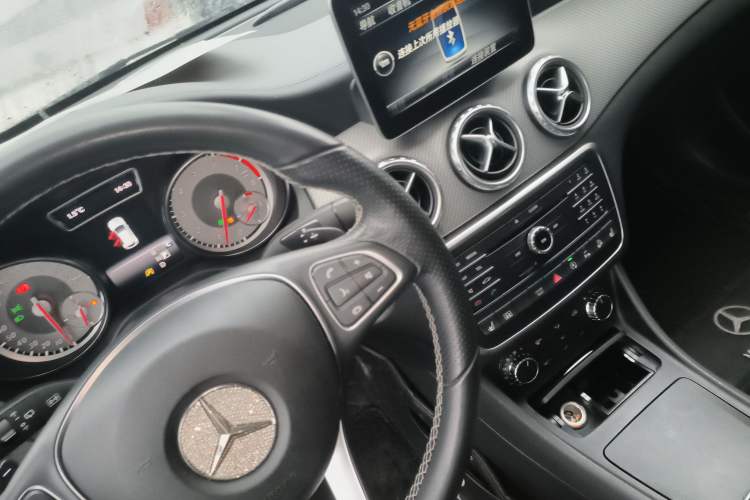 Used Mercedes-Benz GLA 2016 GLA 220 4MATIC Fashion Edition
