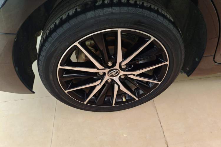 Used Toyota Camry 2021 2.0S FENGSHANG Edition
