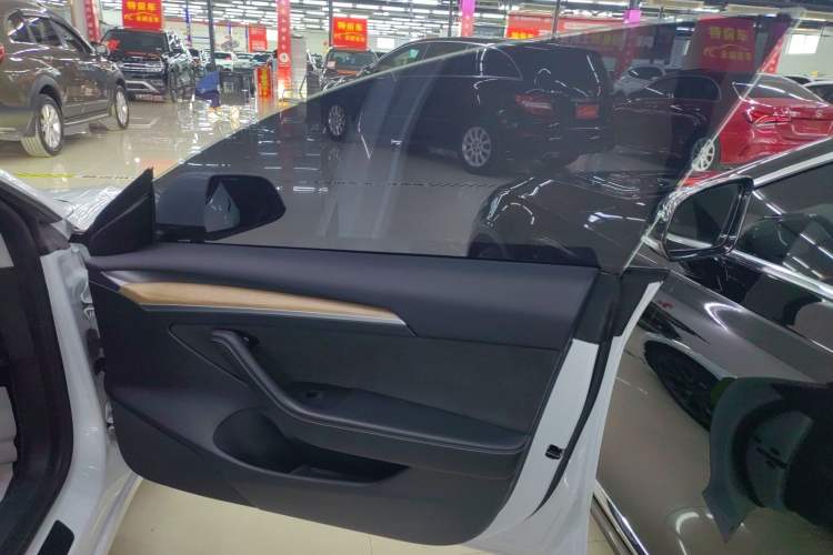 Used Tesla Model 3 2022 Rear-Wheel-Drive Version
