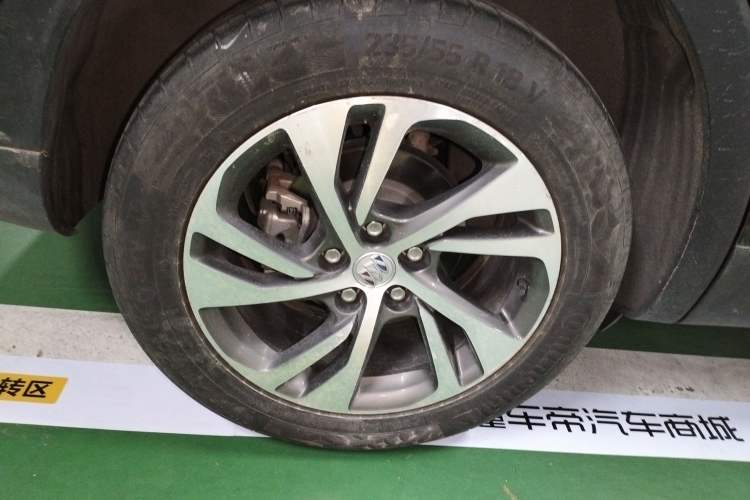 Used Buick Envision 2022 Encore S 552T Two-Wheel Drive Elite Model
