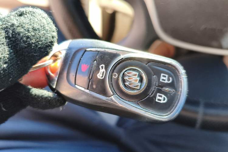 Used Buick GL8 2023 Land Executive Class Smart Enjoyment Model