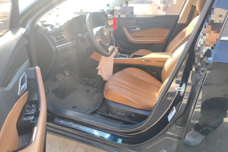 Used BAIC Beijing U7 2019 1.5T CVT New Smart Version China V