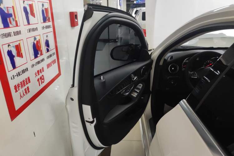 Used Mercedes-Benz C-Class 2015 Restyled C 180 L Sport Edition
