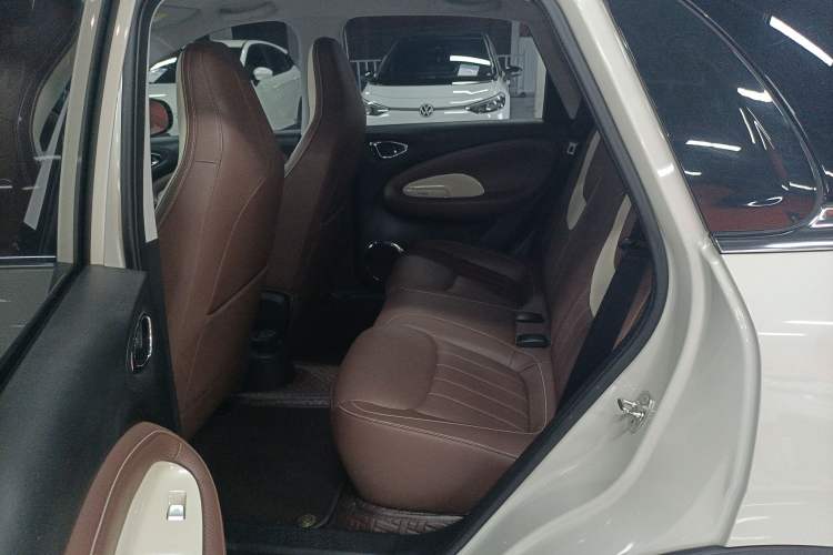 Used Wuling Bingo 2023 333 km Lingxi Connected+ Version
