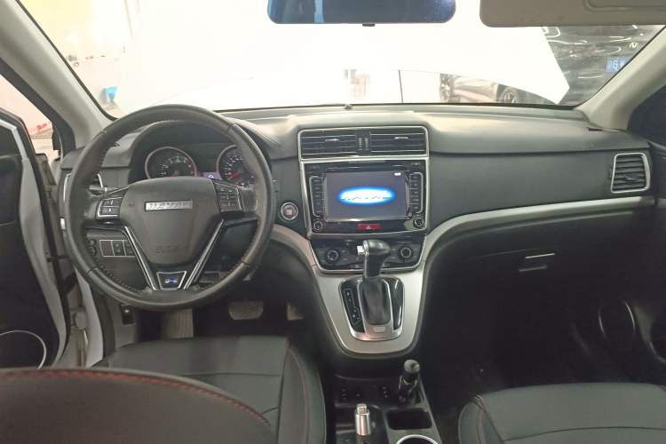 Used Haval H6 2017 Revised Blue-Label Sport Version 1.5T Automatic Two-Wheel Drive Luxury Trim

