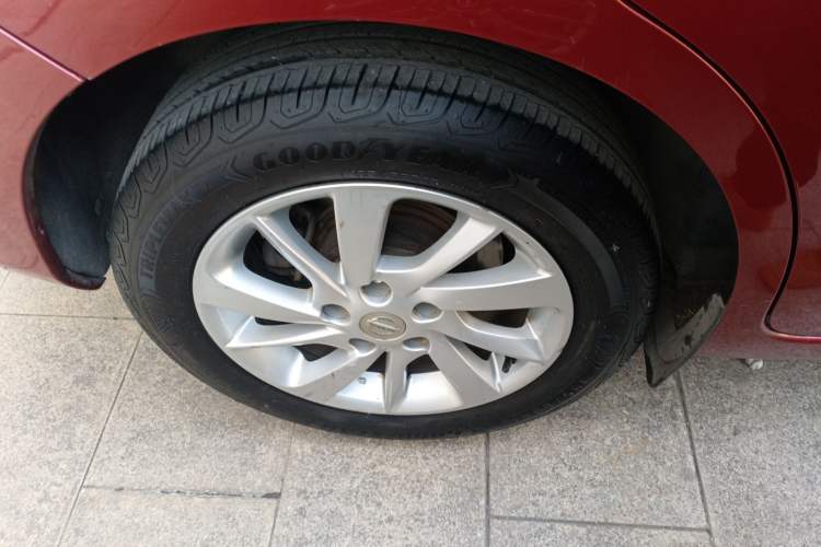 Used Nissan Tiida 2016 1.6L CVT Cool Dynamic Edition
