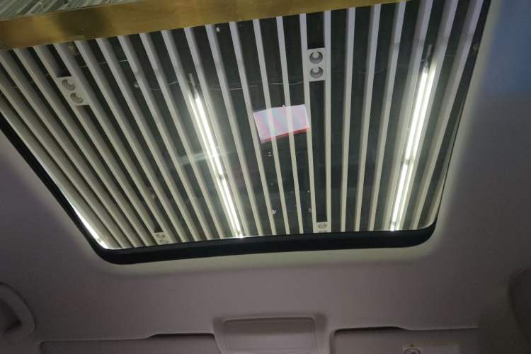 Used Volkswagen Viloran 2020 380TSI Prestige Edition
