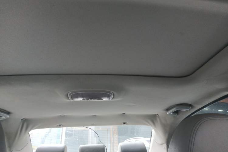 Used Geely Auto Emgrand 2015 Sedan 1.5L Manual - Top Trim Level
