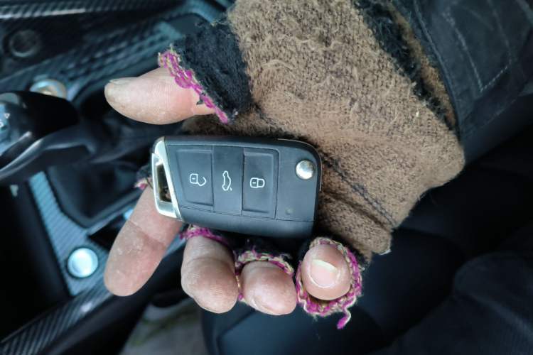 Used Volkswagen Tayron 2020 330TSI Two-Wheel Drive Luxury Smart Connectivity Version
