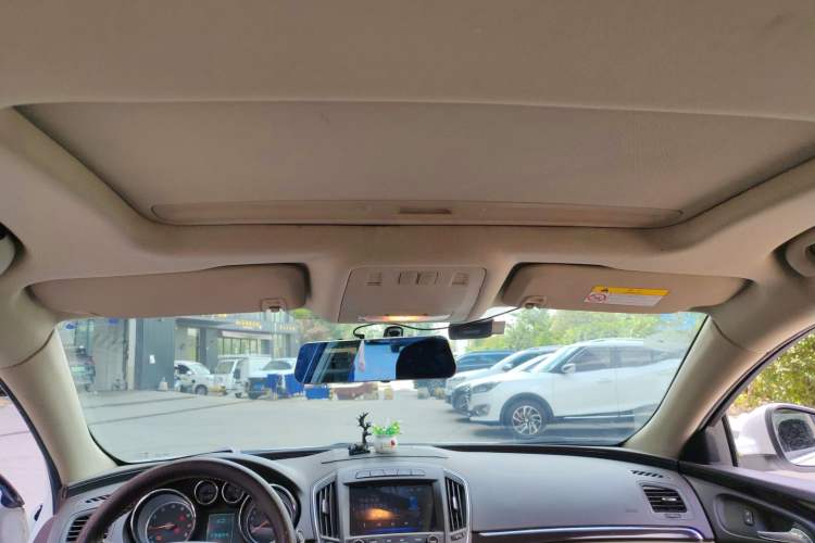 Used Buick Regal 2015 2.0L Leading Fashion Edition
