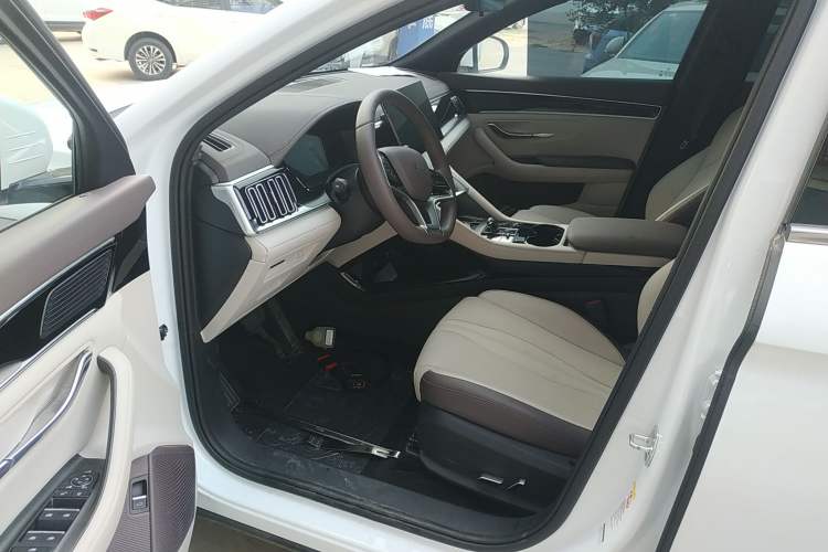 Used BYD Song PLUS New Energy 2025 EV 520km Premium Version
