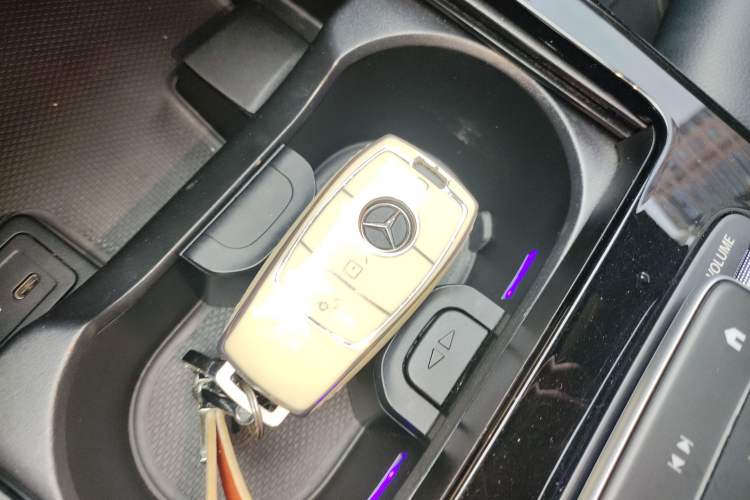 Used Mercedes-Benz A-Class 2022 Restyled A 200 L Sport Sedan Fashion Version
