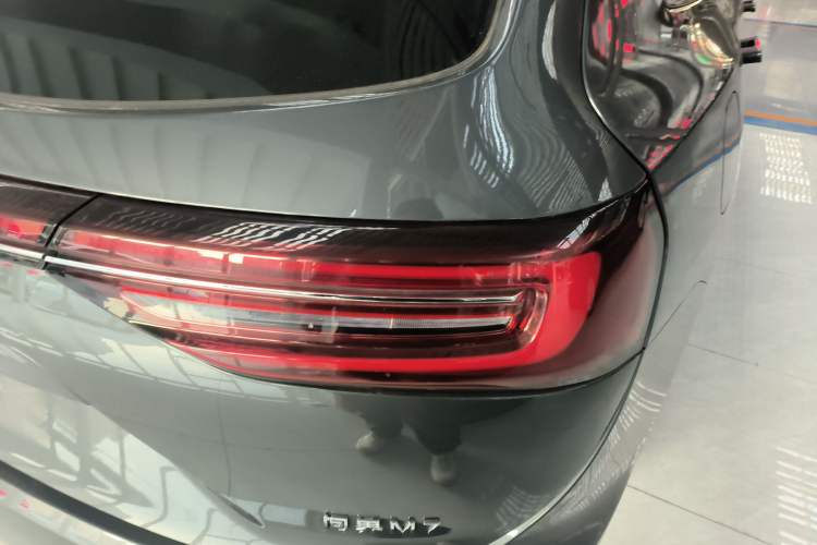 Used Hima AITO M7 2024 1.5T Intelligent Drive 4WD Ultra Version 5 Seats