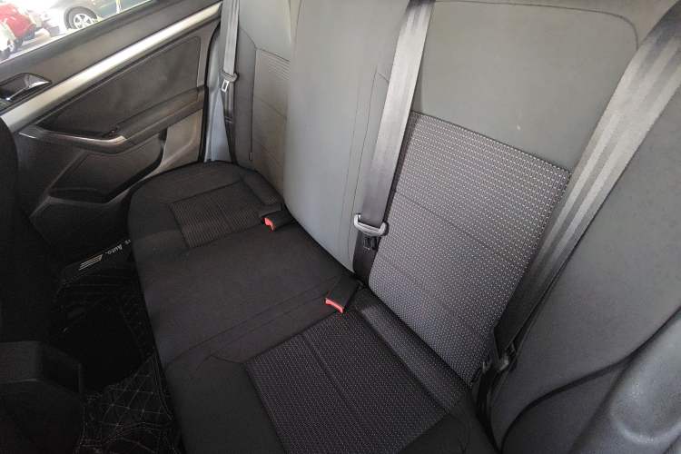 Used Volkswagen Lavida 2017 1.6L Automatic Fashion Edition
