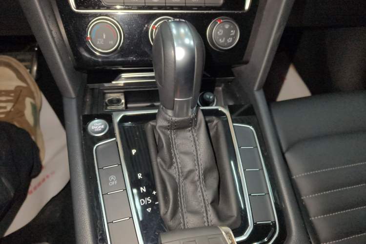 Used Volkswagen Magotan 2025 Zhongxiang Version 280TSI DSG Comfort Edition
