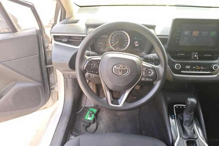 Used Toyota Corolla 2022 Dual-Motor 1.8L E-CVT Pioneer Edition
