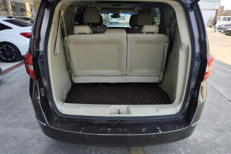 Used Buick GL8 2014 2.4L LT Luxury Business Executive Edition
