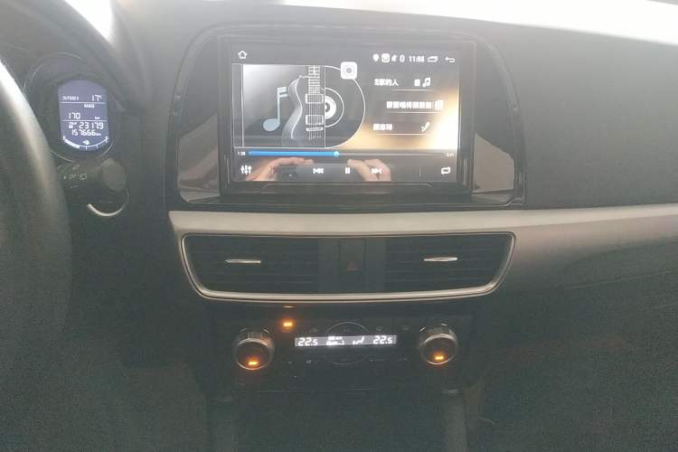 Used Mazda CX-5 2015 2.0L Automatic Two-Wheel Drive Urban Version
