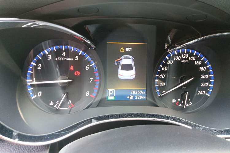 Used Venucia D60 2018 1.6L CVT Smart Connect Elite Edition
