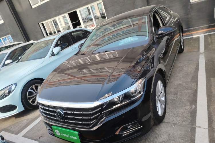Used Volkswagen Passat 2019 330TSI Elite Edition China VI
