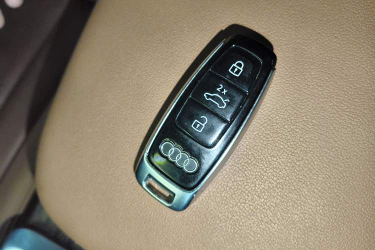 Used Audi Q7 2021 45 TFSI quattro S line Sport model