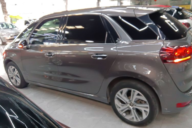 Used Citroen C4 Picasso 2015 1.6T Luxury 5-Seat Model
