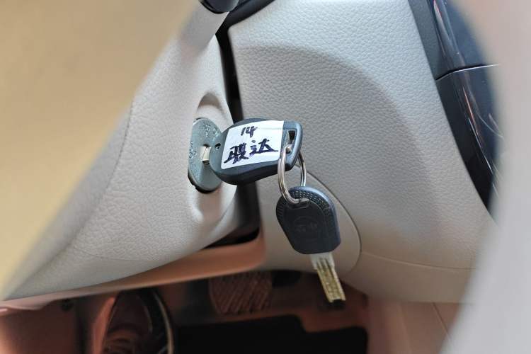 Used Nissan Tiida 2011 1.6L CVT Comfort Model