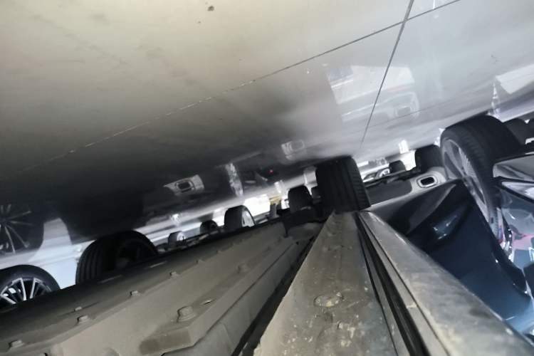 Used Lynk & Co 08 EM-P 2025 220 km All-Wheel-Drive Performance Halo
