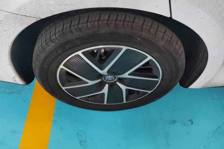 Used BYD Qin L 2024 DM-i 120KM Leading Model
