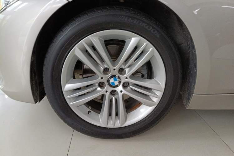 Used BMW 3 Series 2016 320i Fashion Model
