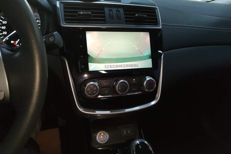 Used Nissan Tiida 2019 1.6L CVT Smart Drive Version China VI Standard
