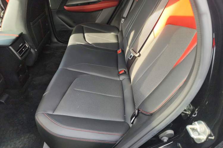 Used Oshan Z6 2023 Blue Whale 1.5T DCT Smart Luxury Model